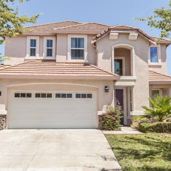 Cassie Bobrow Broker/Owner California Real Estate Group Call/Text