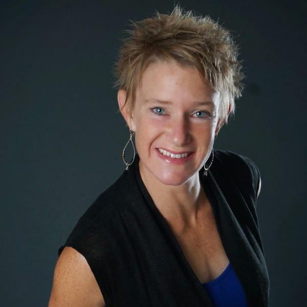 Trisha Shoemaker Real Estate Professional Realty World Paradise Gold