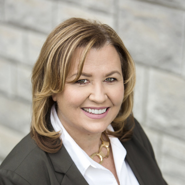 Lisa Perez Realtor Intero Real Estate Yuba City