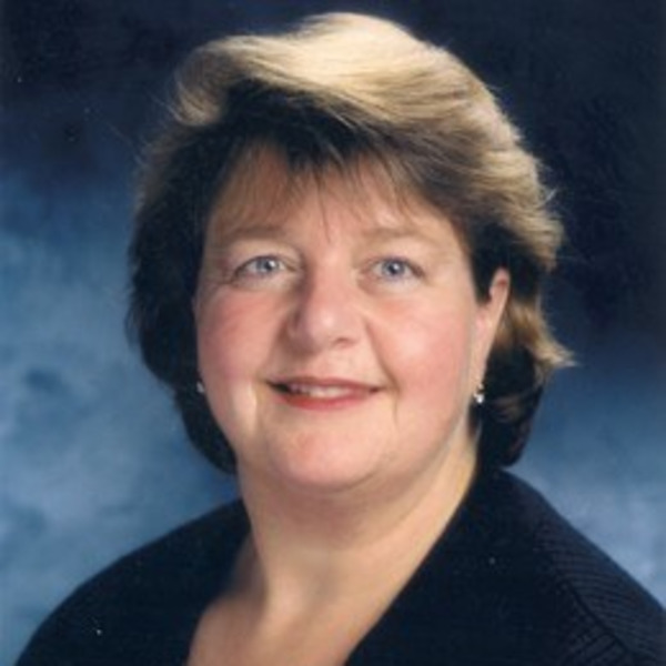 Shirley Kraus Realtor Intero Real Estate San Carlos