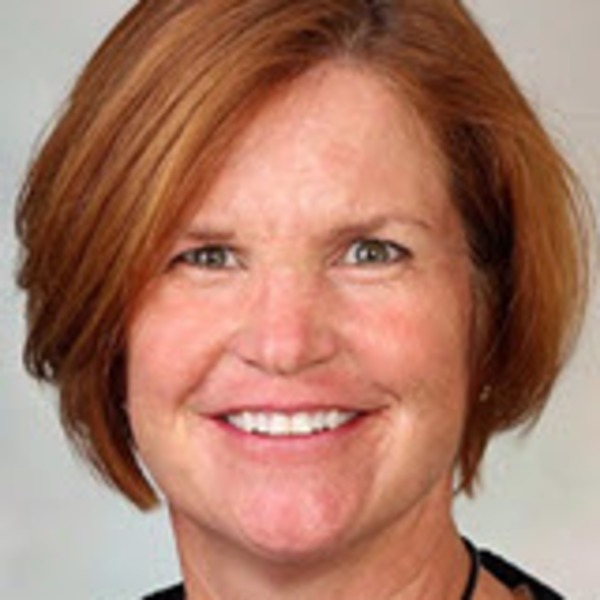 Michelle Cross Real Estate Agent RE/MAX Excalibur