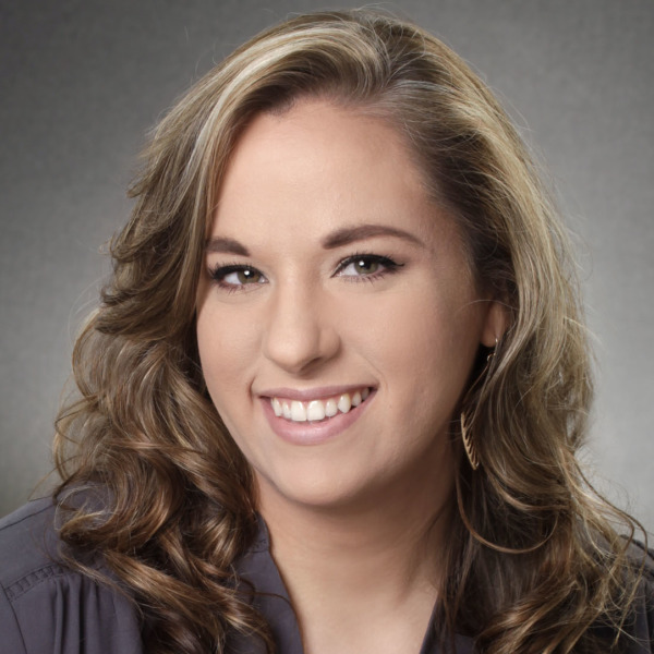 Carolyn Rullo Escrow Officer Lawyers Title Portland