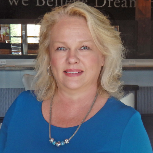 Desiree tombul realtor real estate partners chattanooga llc