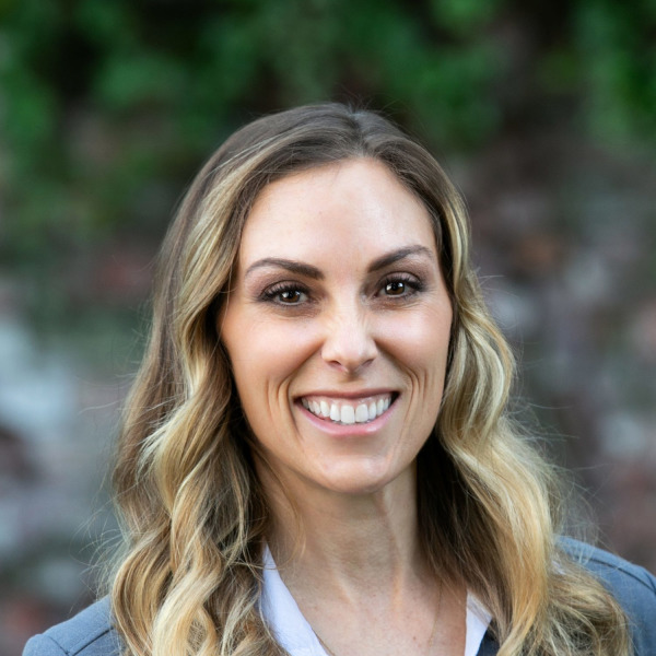 Alison J Petersen Realtor Dudum Real Estate Group Danville