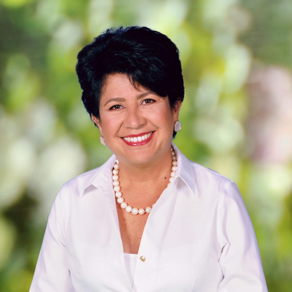 Angela Diaz Gonzalez Realtor EXIT King Realty Sarasota