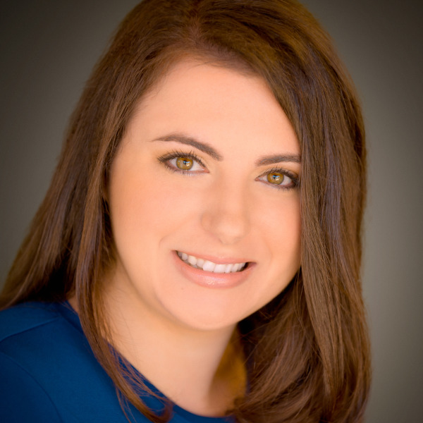 Jeannine Sheehan Realtor Intero Real Estate San Carlos