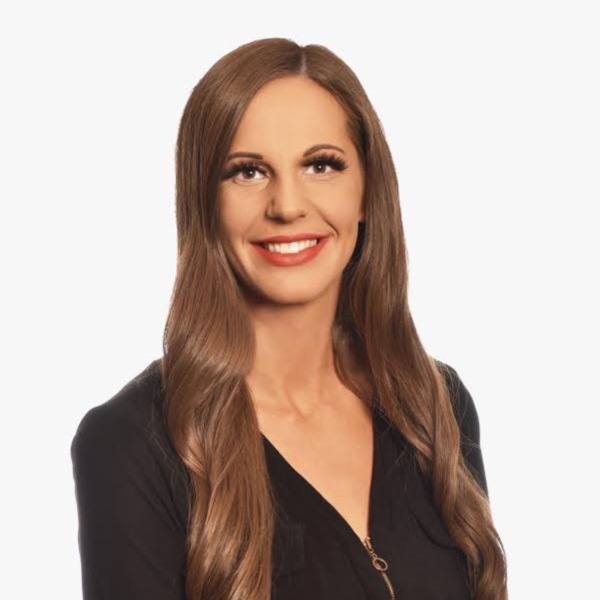 Carolyn Greenlee Sales Executive Lawyers Title Arizona