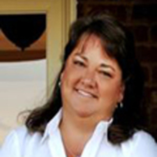 Jenn Schroer Associate RE/MAX CENTERSTONE INDIANAPOLIS