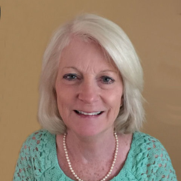 Mimi Floyd Real Estate Professional Realty World Triangle Living